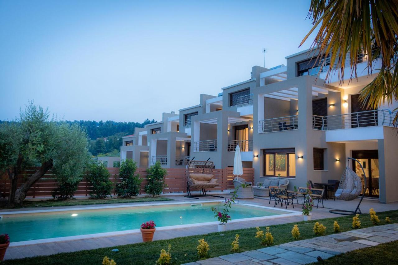 Pefkohori Golden Mountain Beach Villas Eksteriør billede