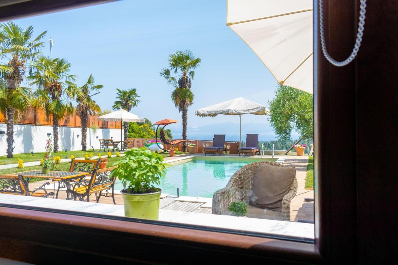 Pefkohori Golden Mountain Beach Villas Eksteriør billede