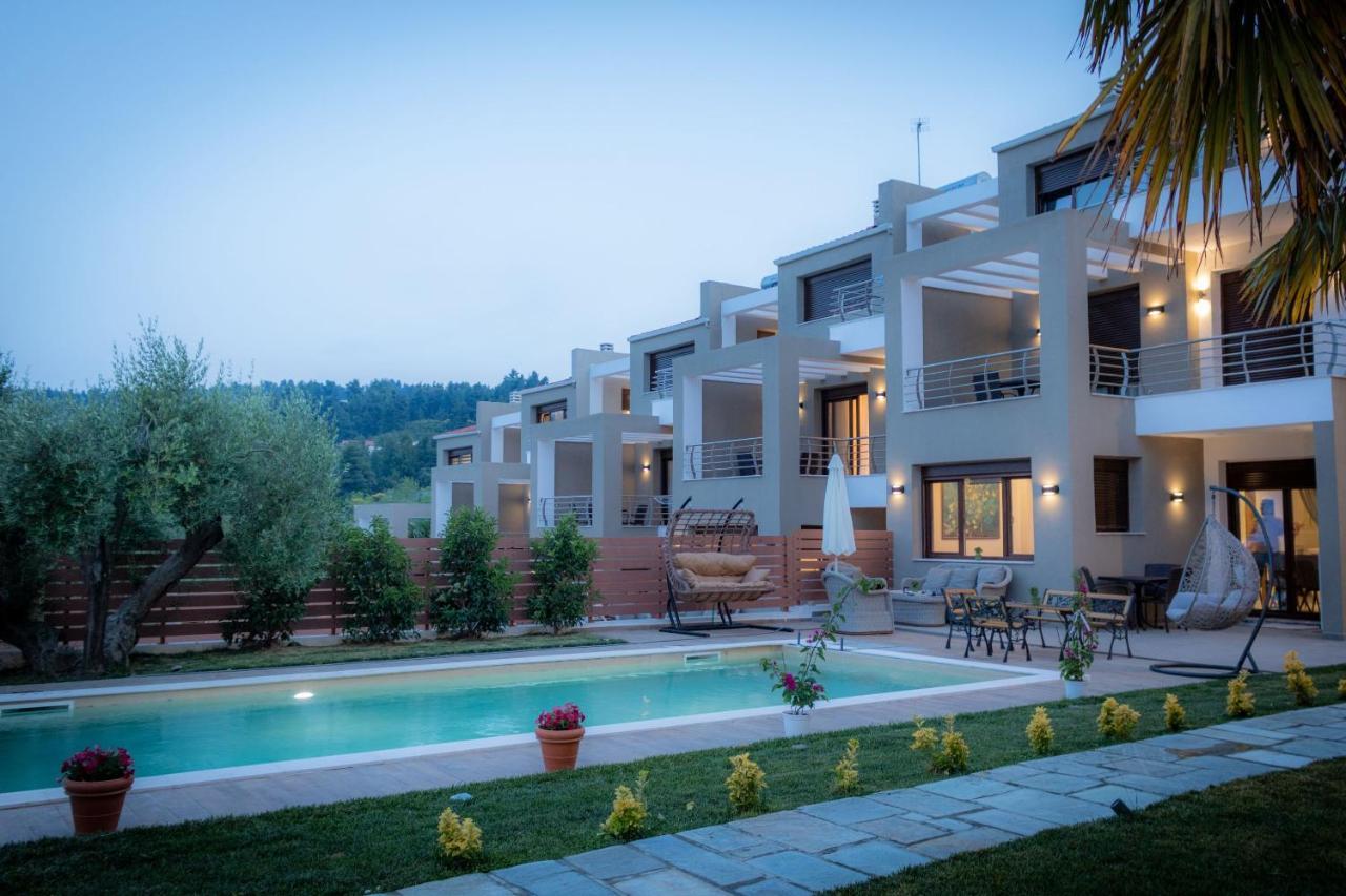 Pefkohori Golden Mountain Beach Villas Eksteriør billede