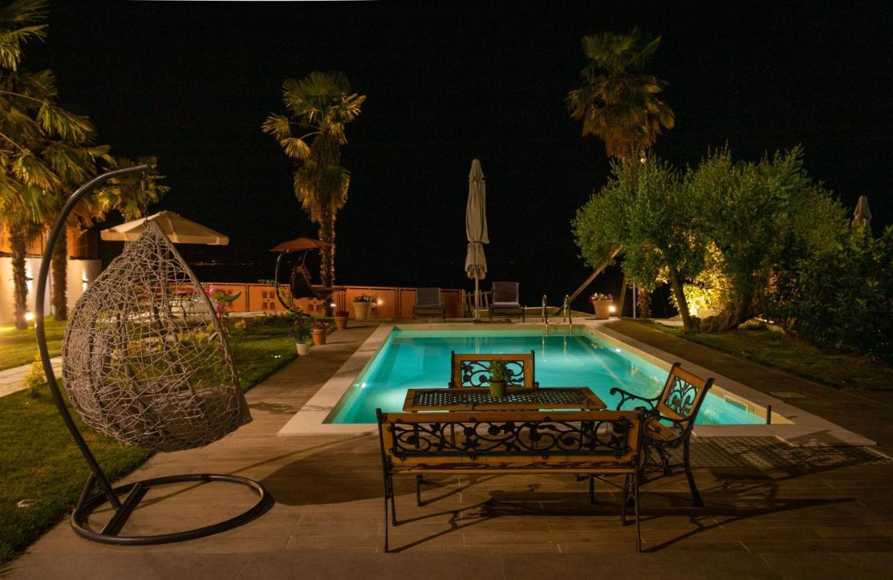 Pefkohori Golden Mountain Beach Villas Eksteriør billede