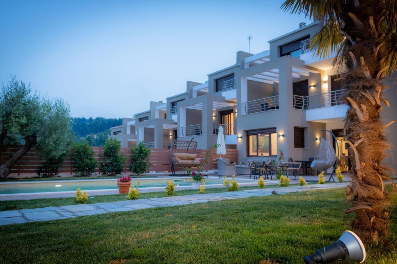 Pefkohori Golden Mountain Beach Villas Eksteriør billede